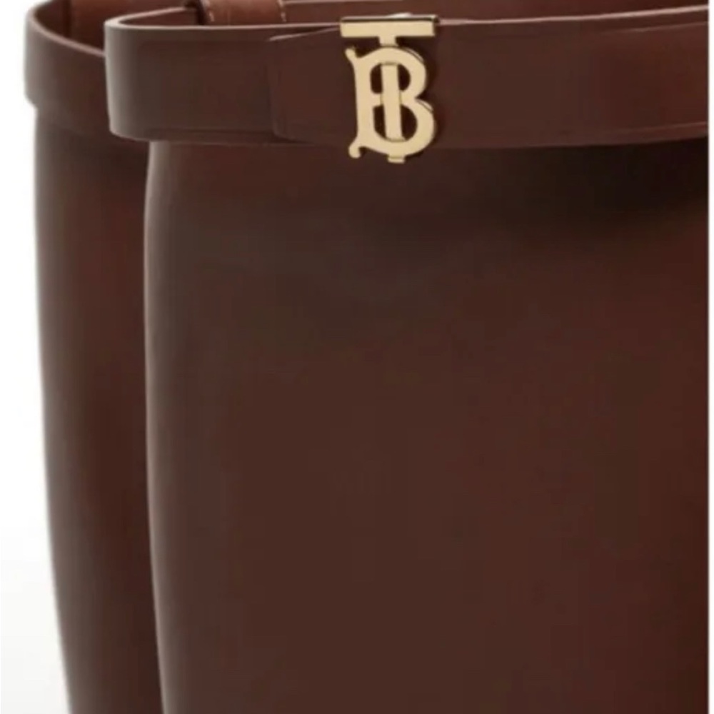 NIB Burberry REDGRAVE Leather Brown Tan Flat Knee High Boots Size 39 - Picture 4 of 5